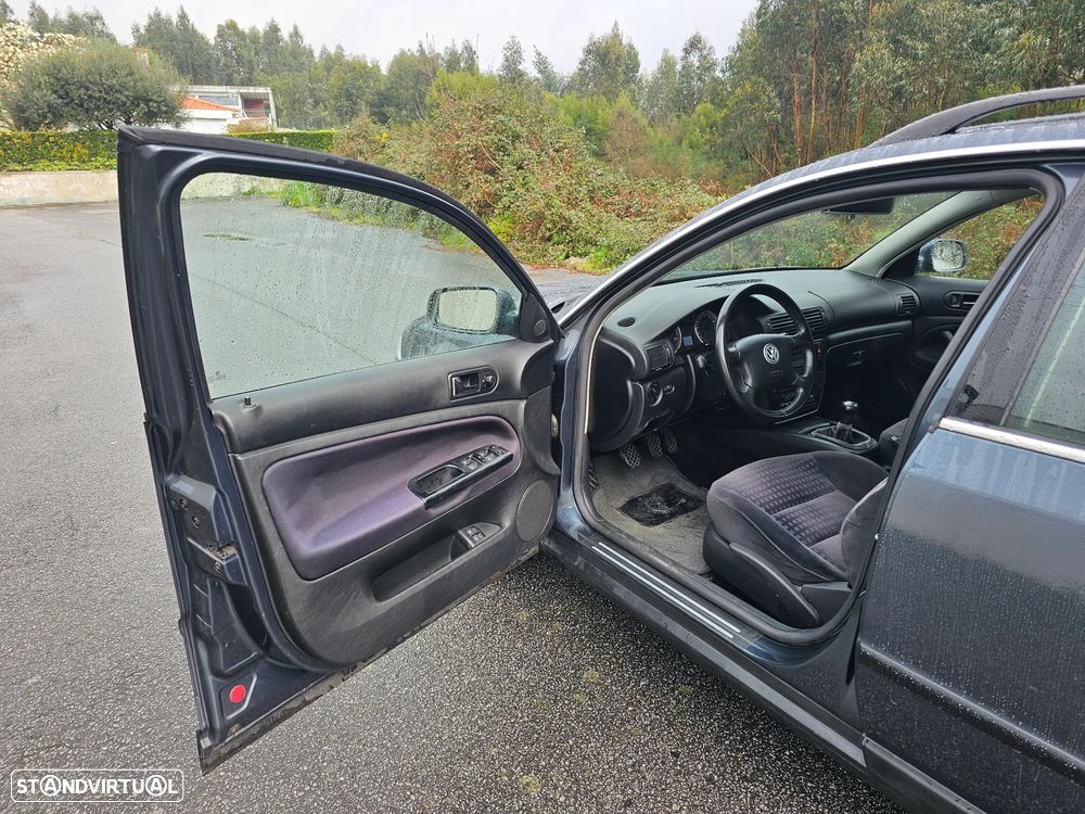 VW Passat Variant 1.9 TDi Conf.Plus 6V - 8