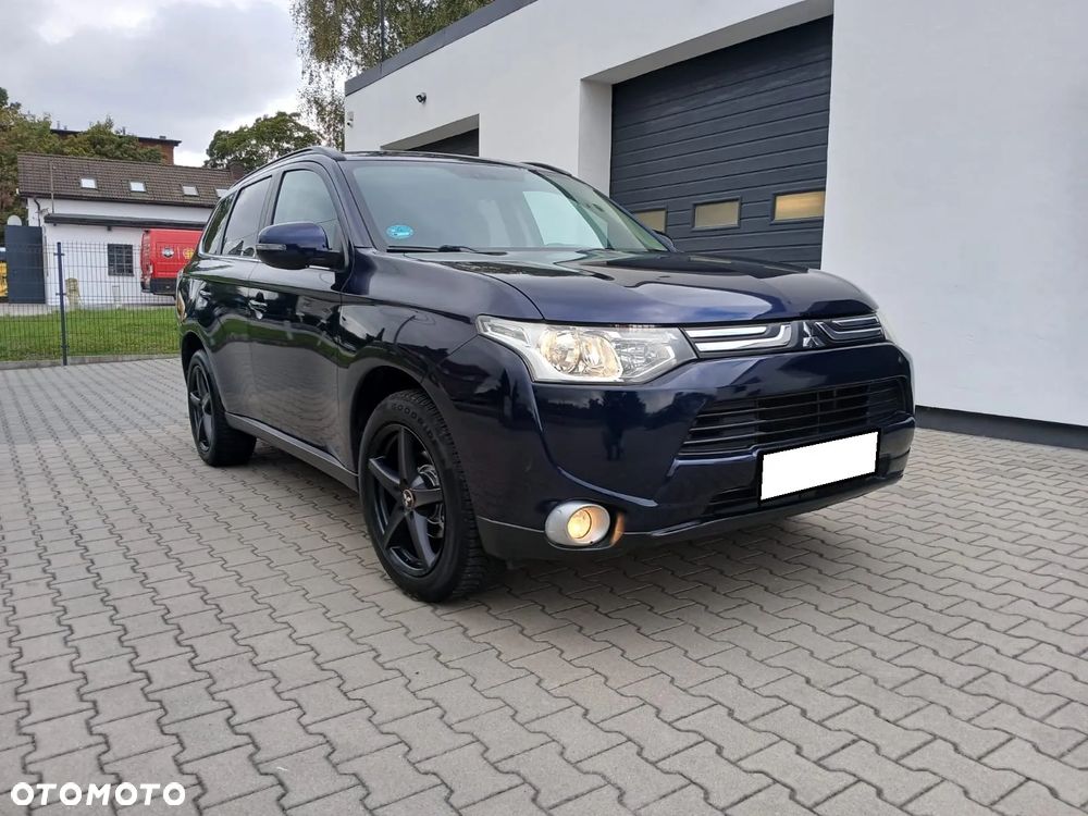 Mitsubishi Outlander 2.0 2WD Diamant Edition - 8