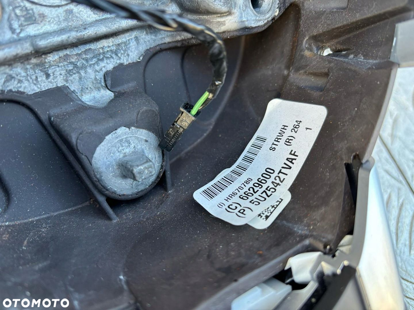 CHRYSLER PACIFICA II 17- KIEROWNICA MULTIFUNKCJA 6629600 - 7