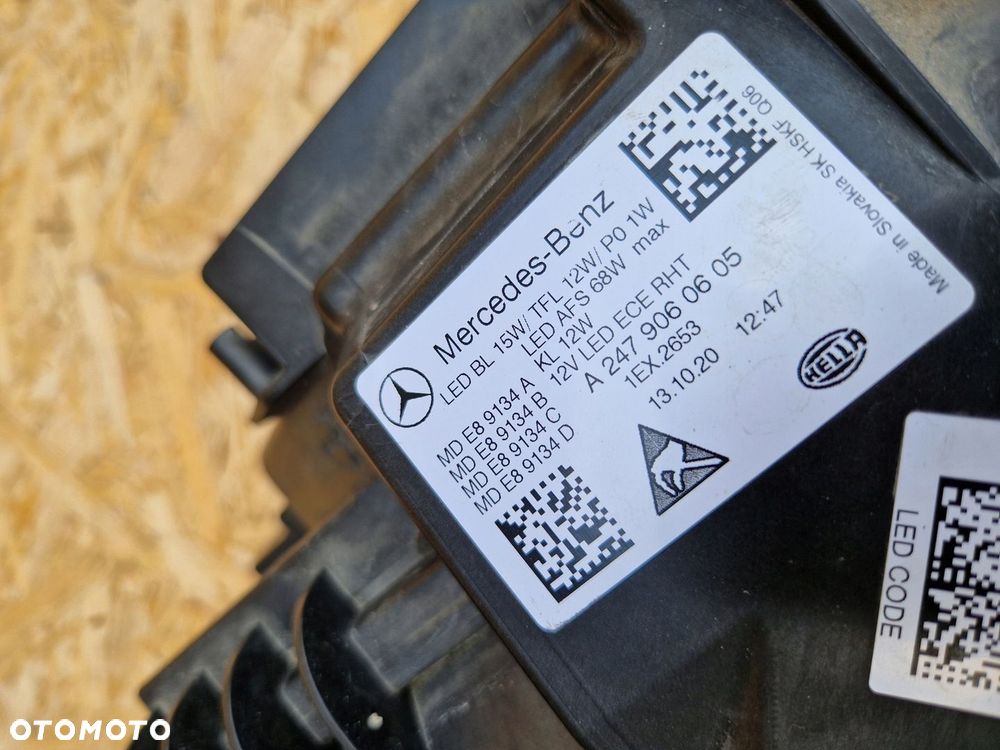 LAMPA PRAWA PRZÓD MULTIBEAM FULL LED MERCEDES B KLASA 247 - 8
