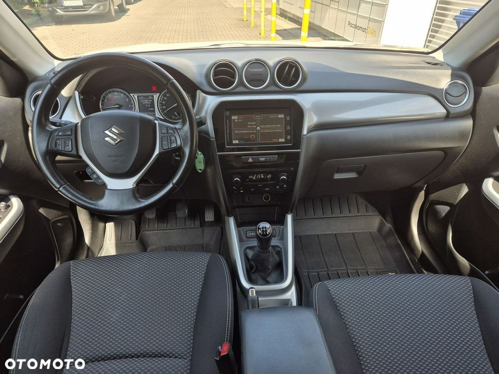Suzuki Vitara 1.6 Premium 2WD - 16