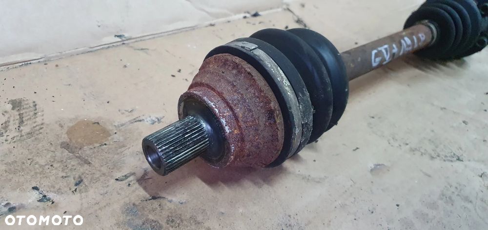 Półoś lewa krótka VW Golf V Plus 1.9 TDI - 3