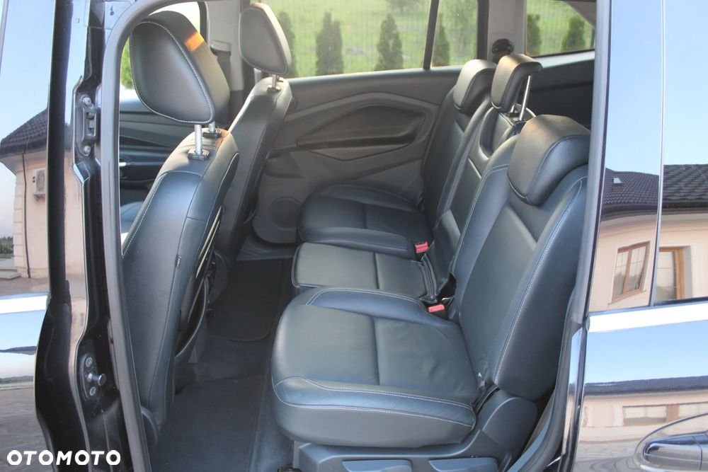 Ford Grand C-MAX 2.0 TDCi Business Edition - 17
