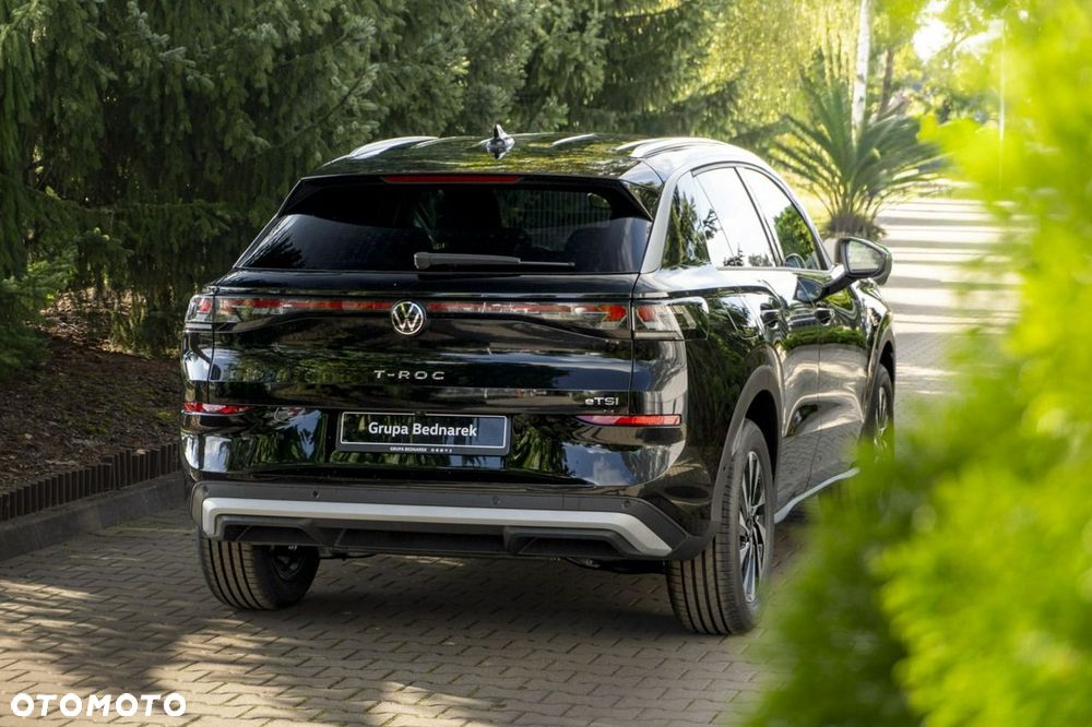 Volkswagen T-Roc - 10