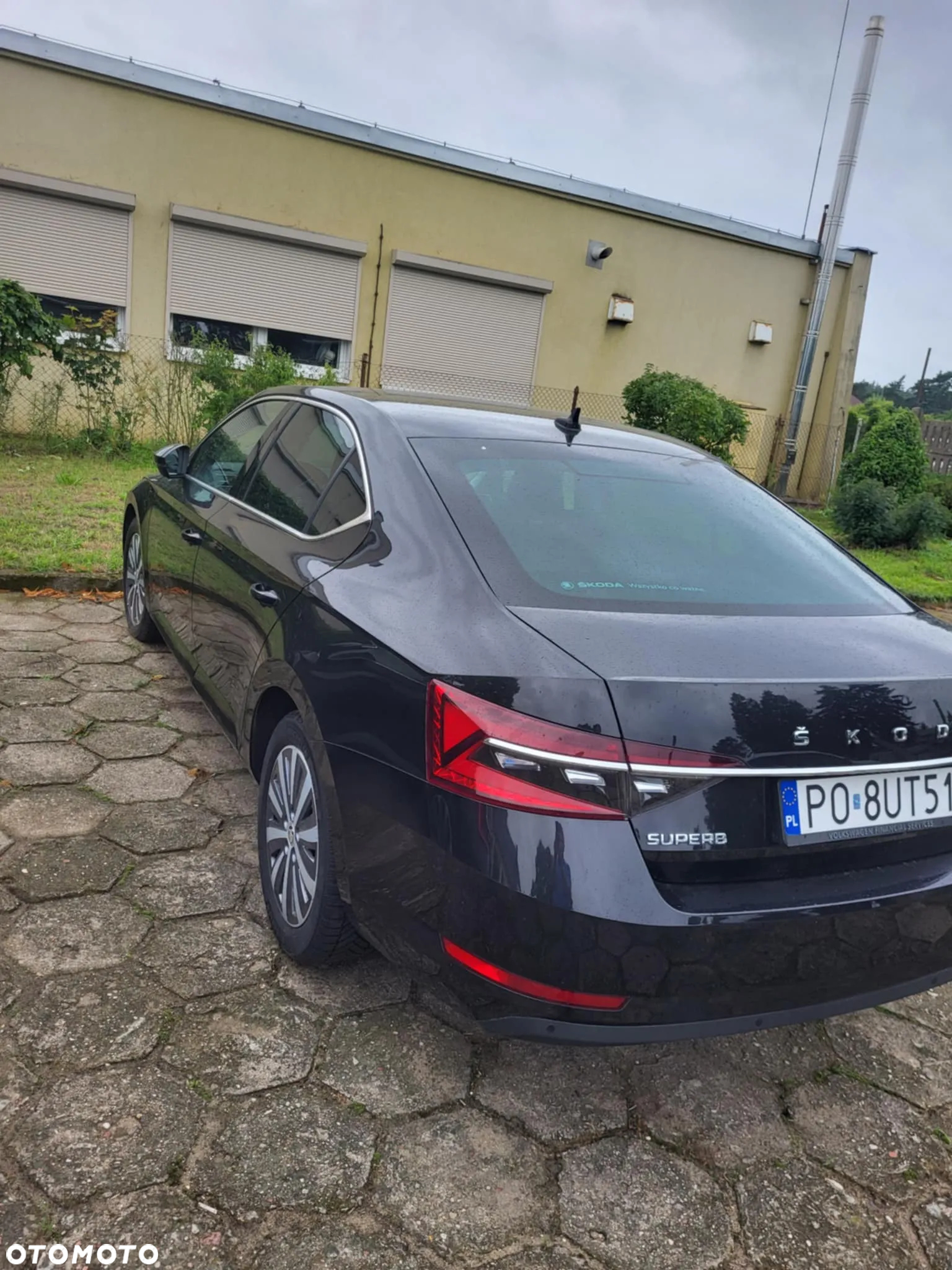 Skoda Superb 2.0 TDI SCR Ambition DSG - 4