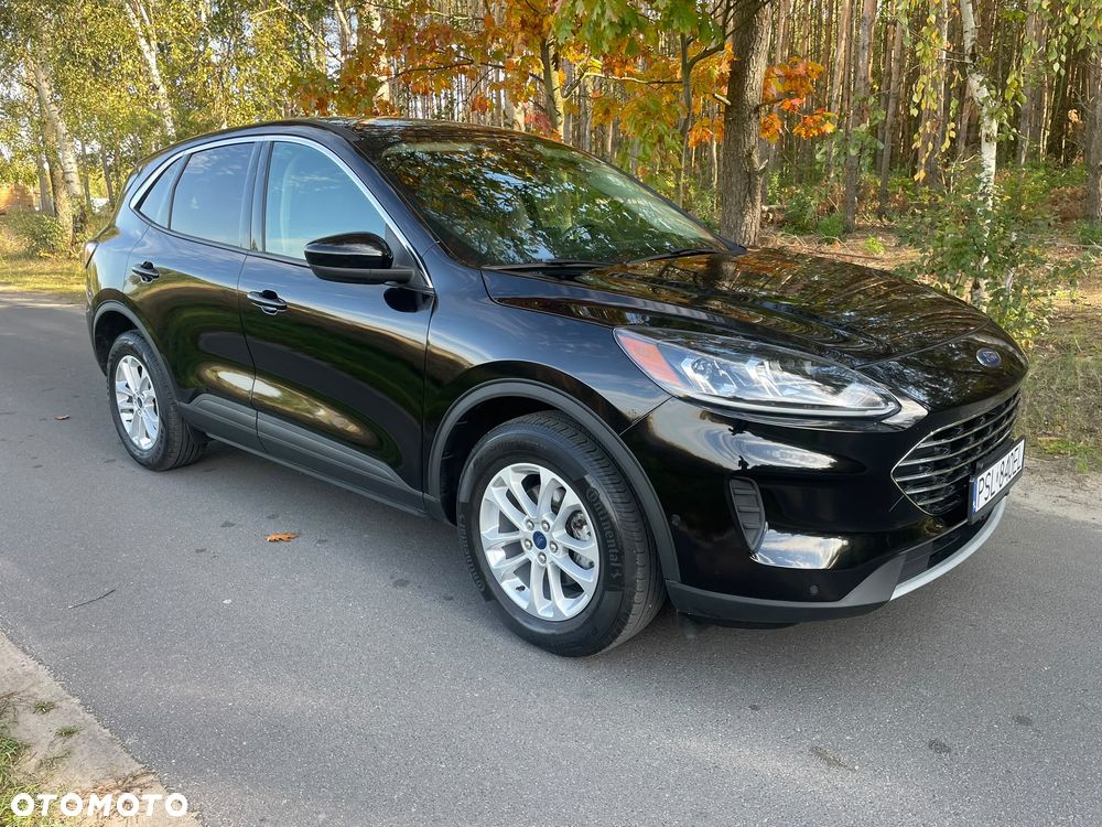 Ford Kuga - 24