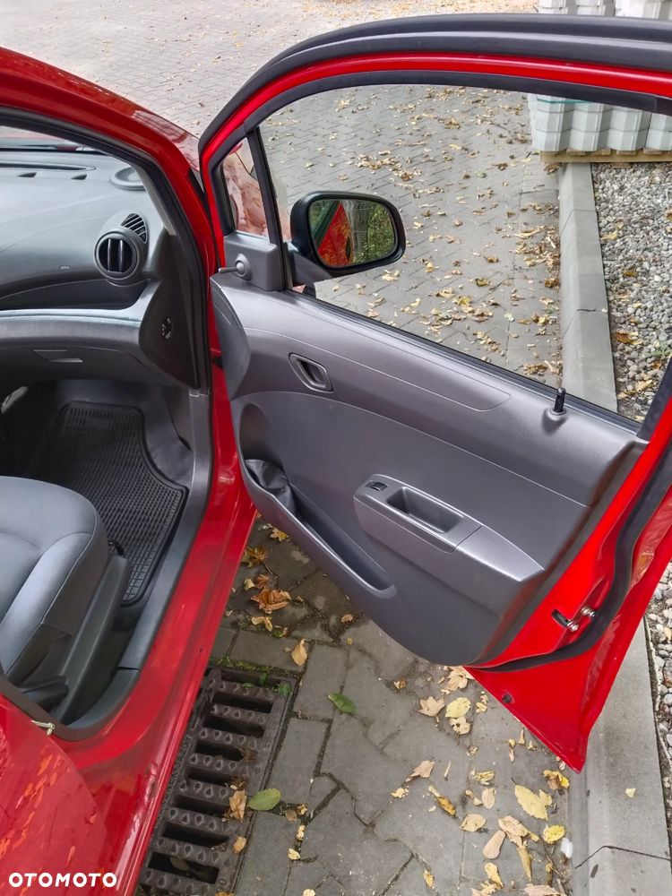 Chevrolet Spark - 23