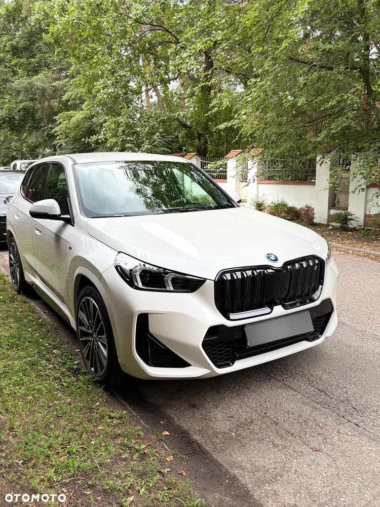 BMW iX1 - 5