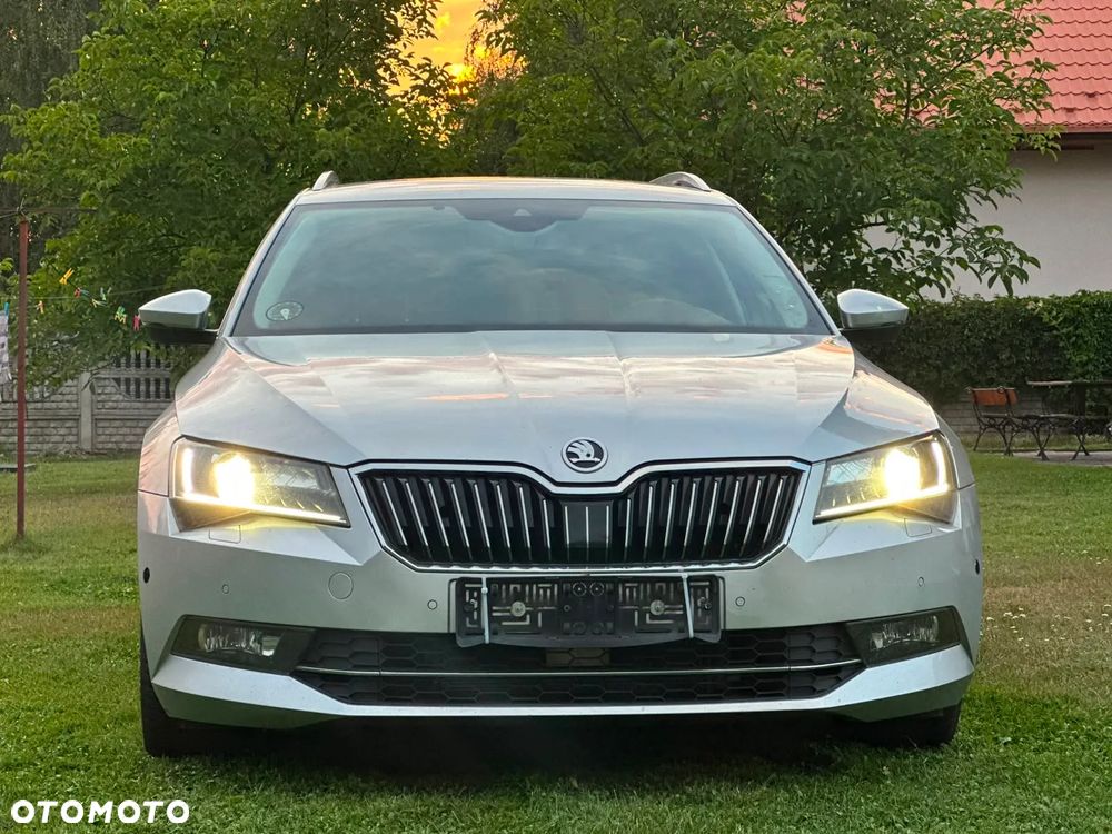 Skoda Superb 2.0 TDI Ambition DSG - 7