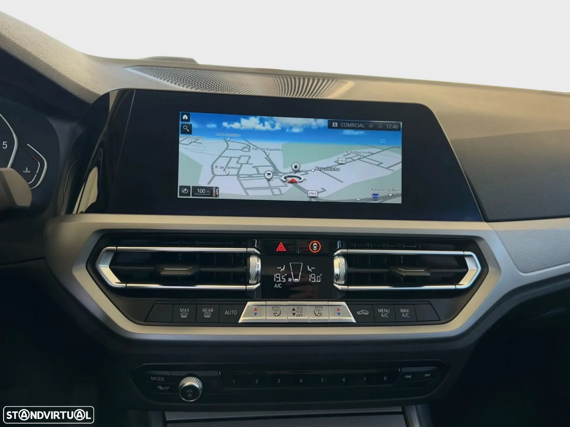 BMW 320 d Touring Auto - 11
