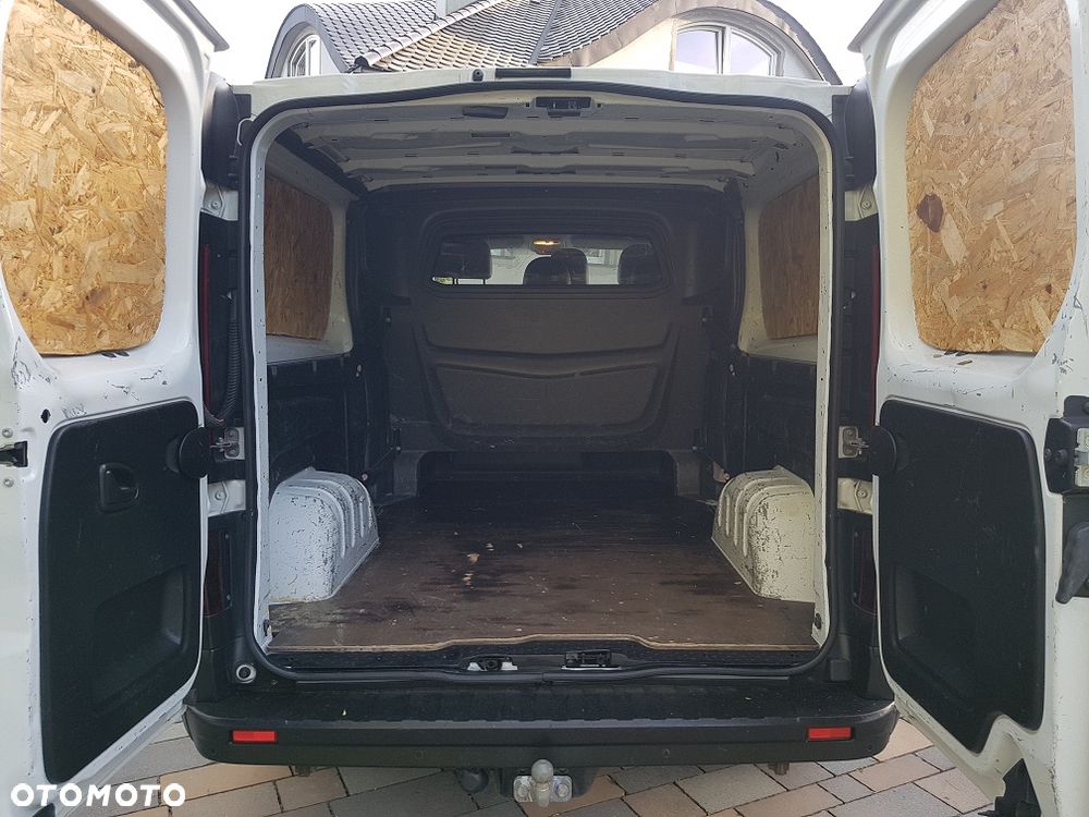 Renault Trafic - 11