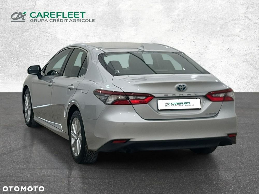 Toyota Camry - 7
