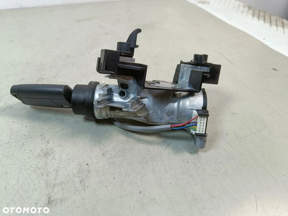 Stacyjka Kluczyk Seat Leon 3 III Karoq Arona Tarraco 1K0905851 5Q0905865 - 6