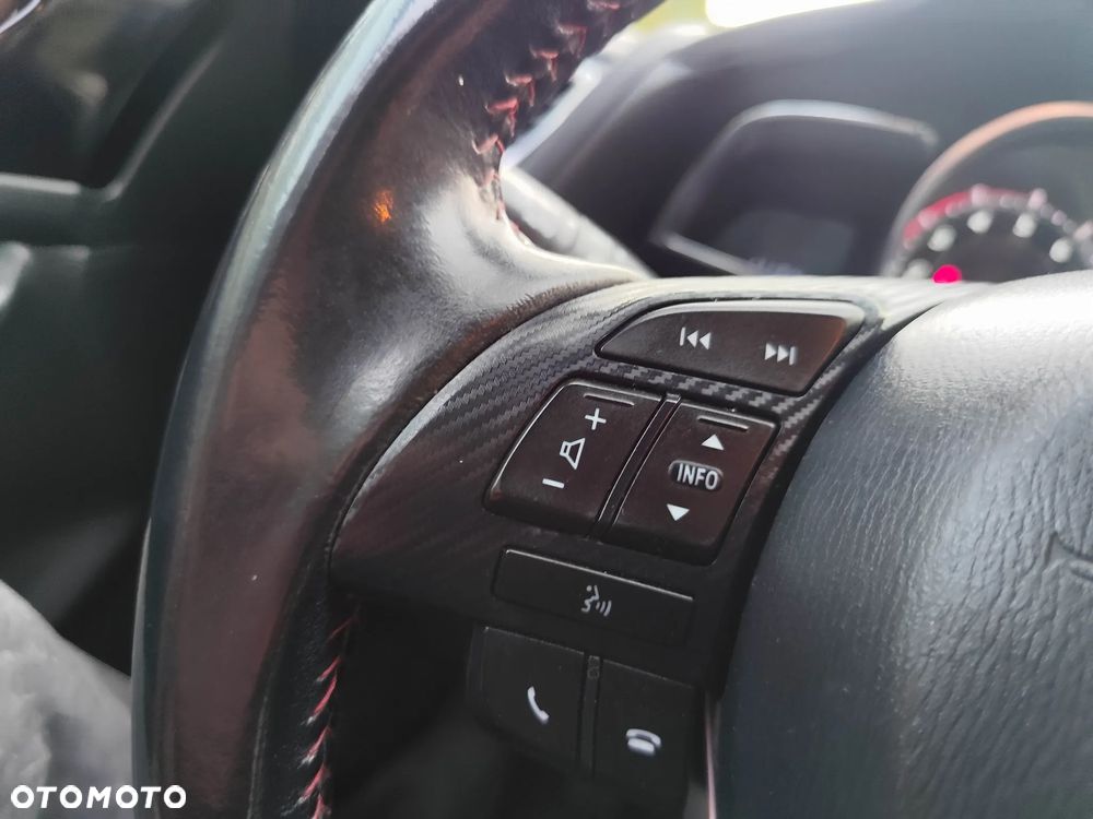 Mazda 3 SKYACTIV-G 120 Urban Limited - 16