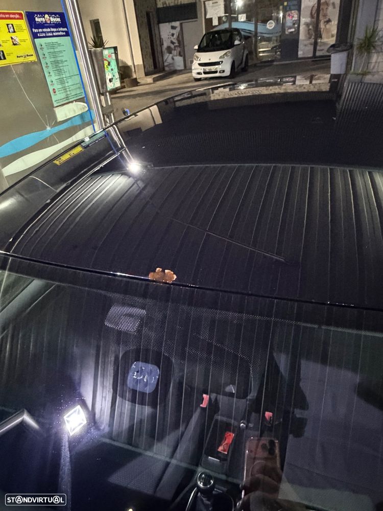 VW Golf 2.0 TDi Confortline - 18