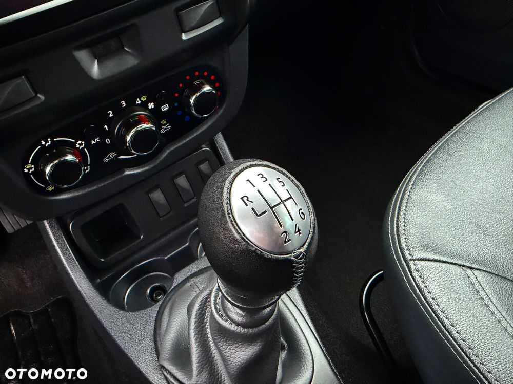 Dacia Duster TCe 125 4x2 Prestige - 38