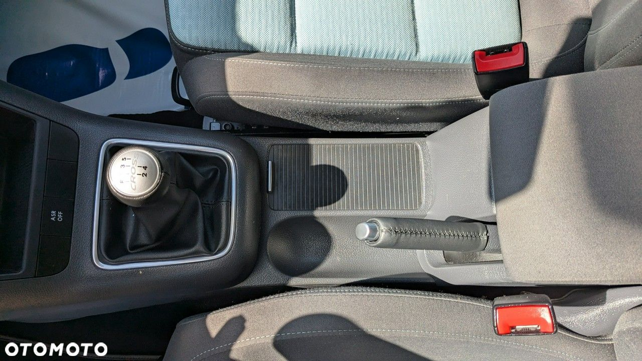 Volkswagen Golf Plus - 32