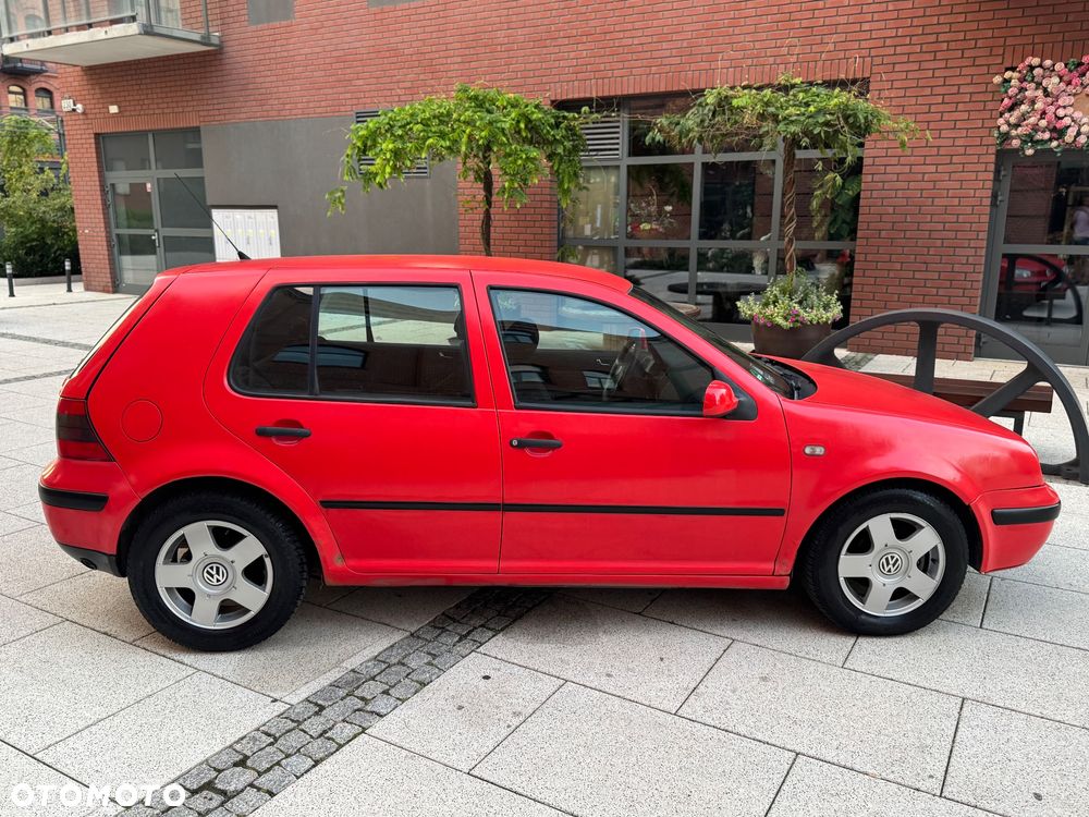Volkswagen Golf 1998 photo 2