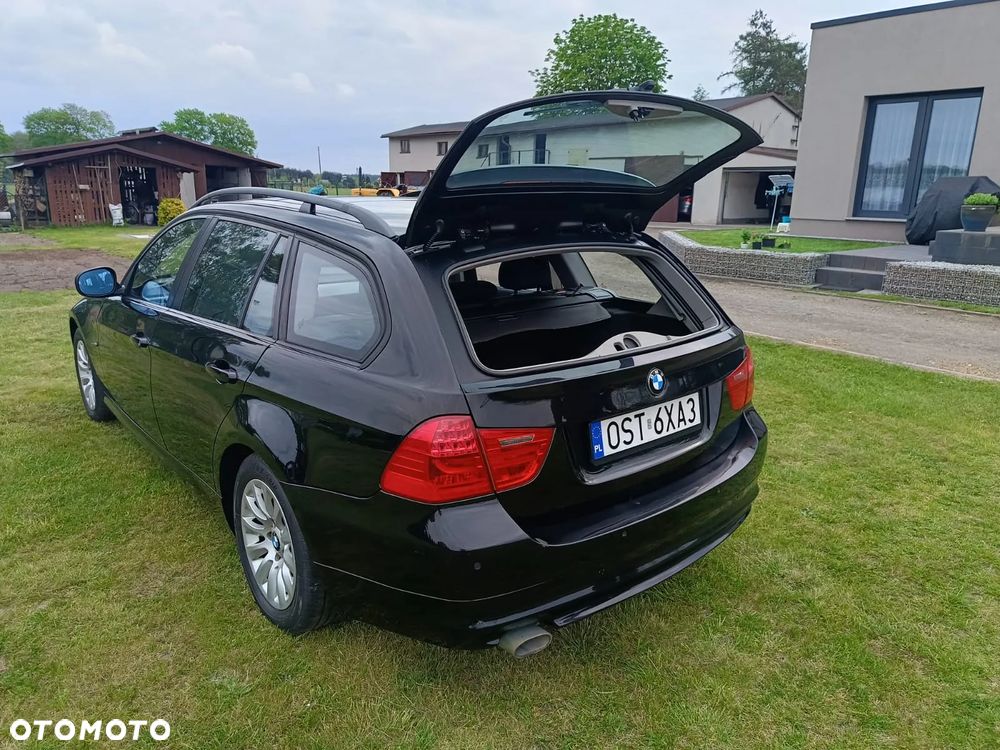 BMW Seria 3 318d DPF Edition Exclusive - 4