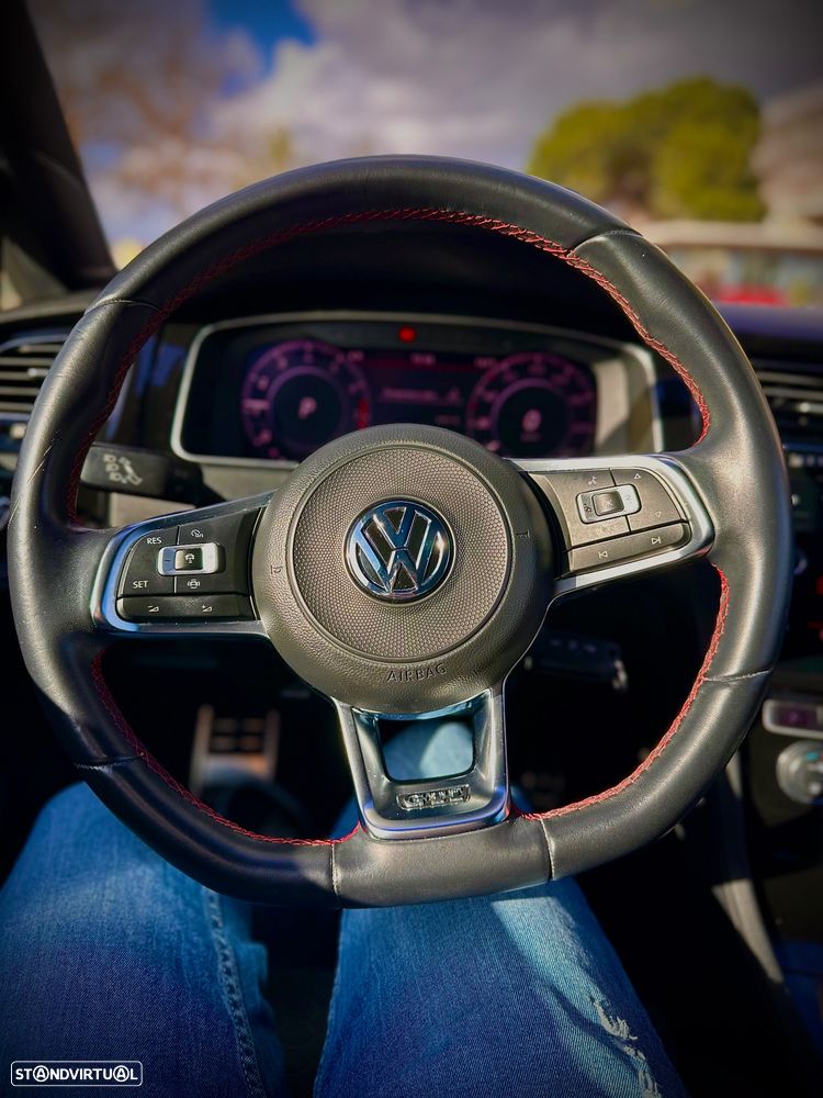 VW Golf 2.0 TSI GTI DSG Performance - 3