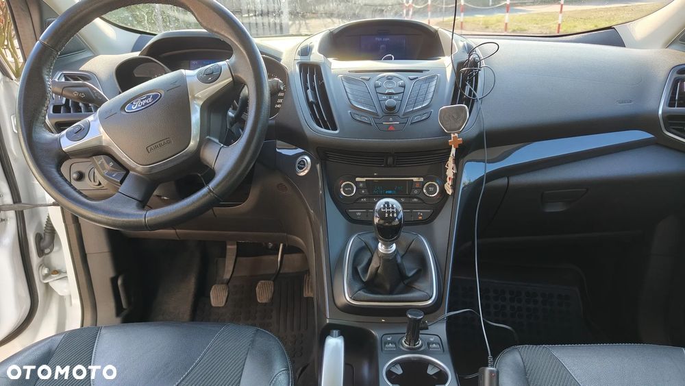 Ford Kuga 2.0 TDCi 4WD Titanium Plus - 16