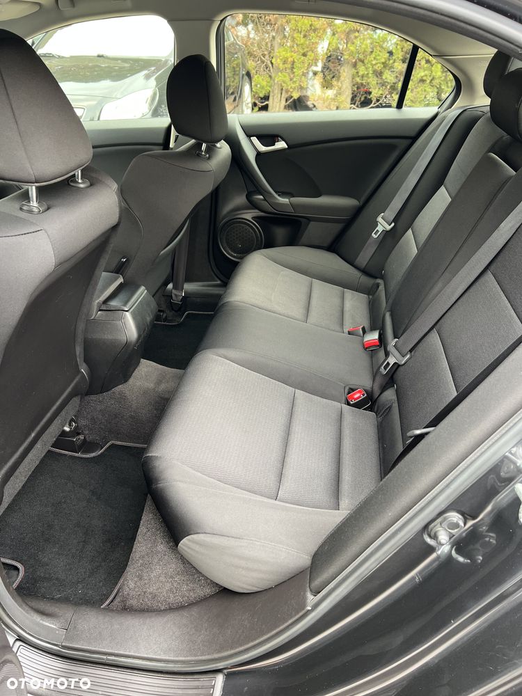 Honda Accord 2.0 Lifestyle - 12