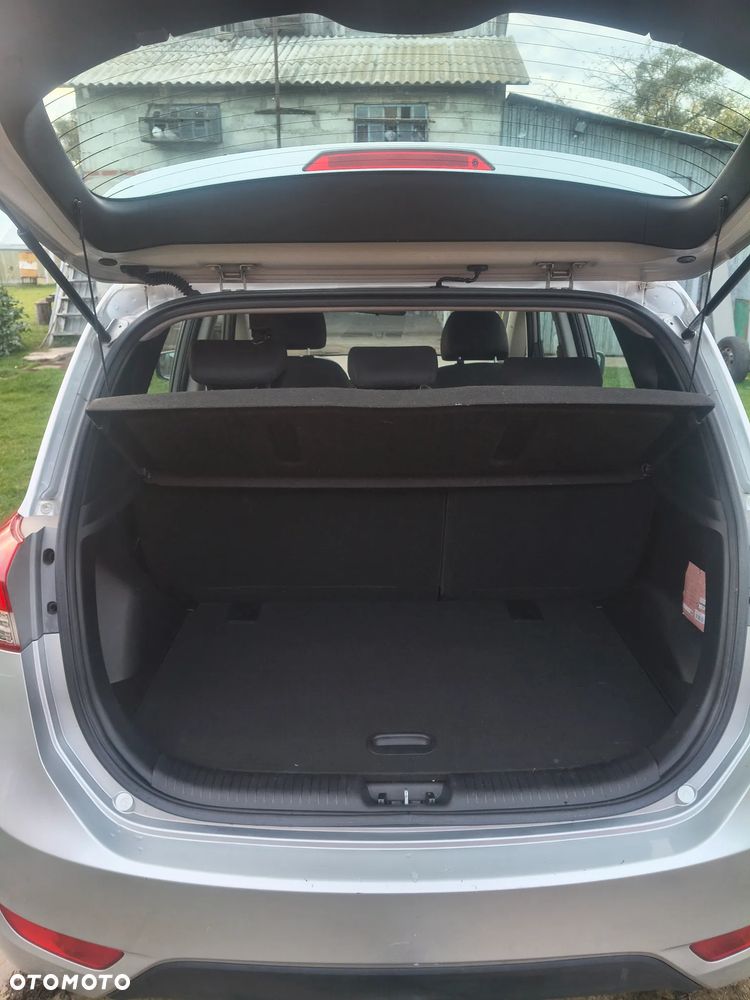 Hyundai ix20 - 7