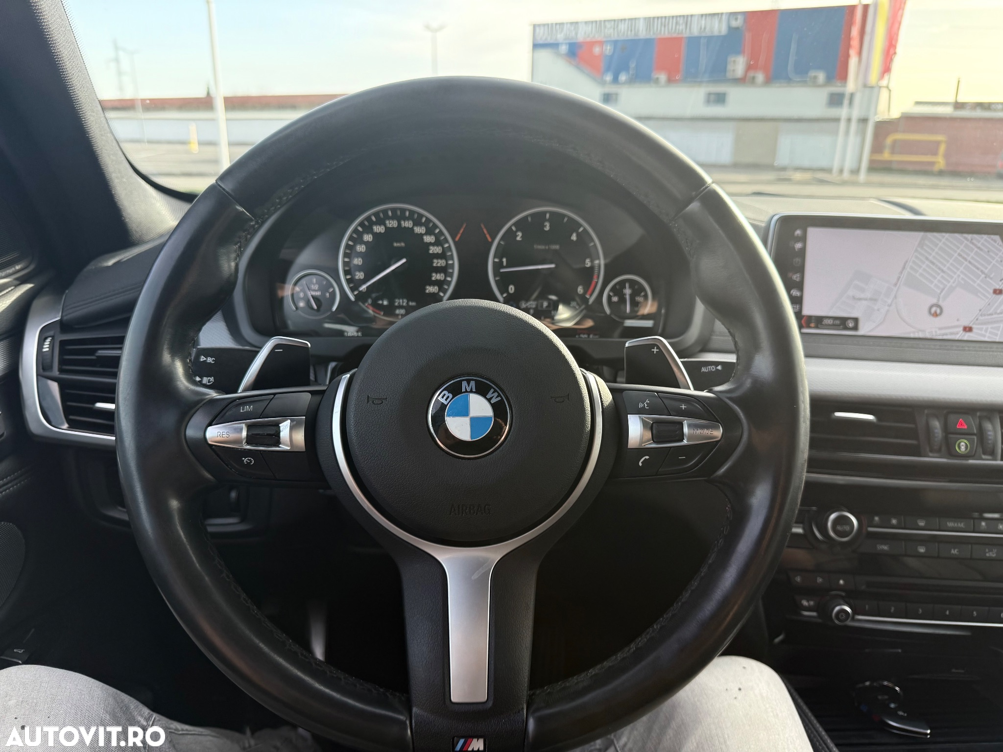 BMW X6 xDrive30d - 17