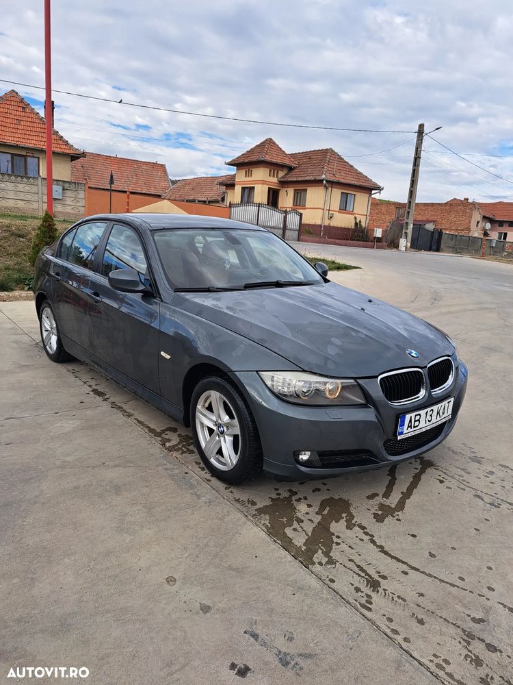 BMW Seria 3 318d - 8