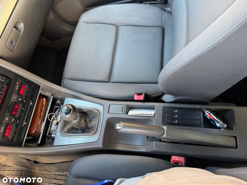 Audi A4 Limousine - 23