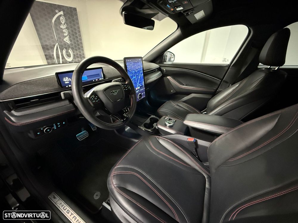 Ford Mustang Mach-E Alargada AWD - 18