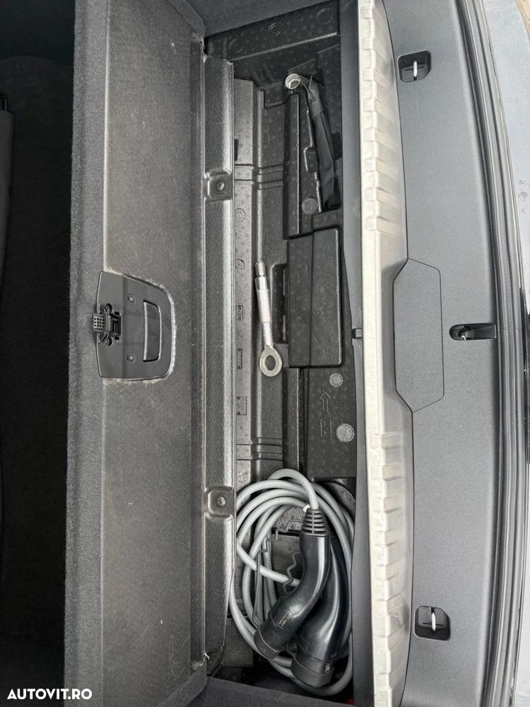 BMW X3 xDrive30e AT PHEV - 24