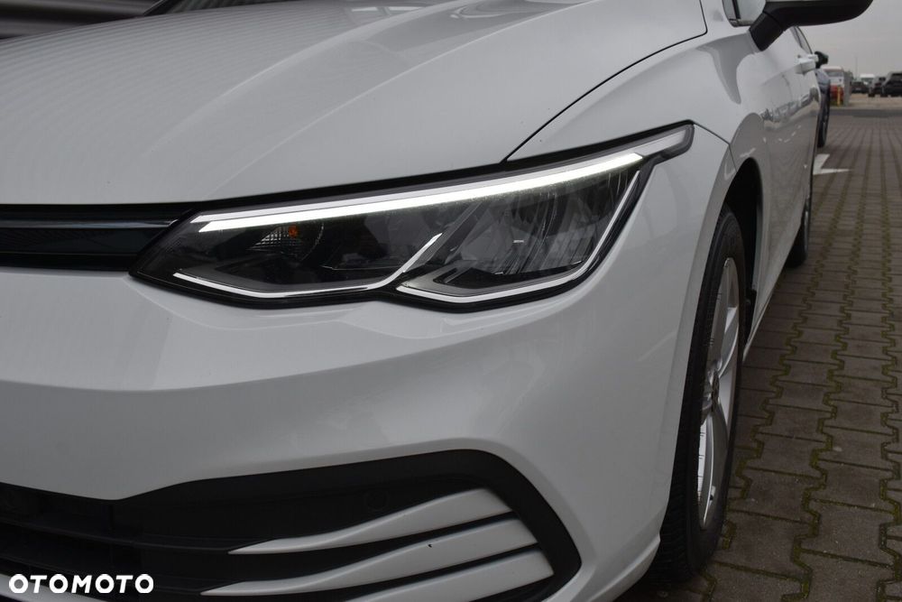 Volkswagen Golf Variant - 38