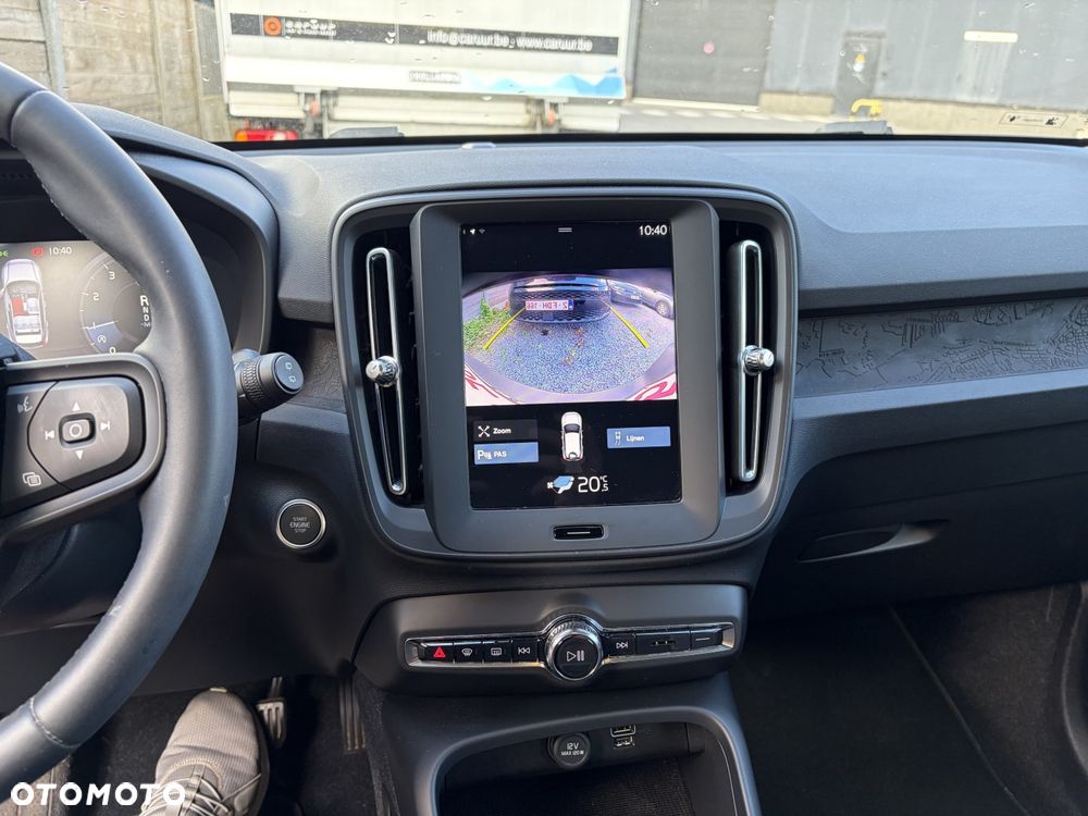 Volvo XC 40 T2 Essential - 4