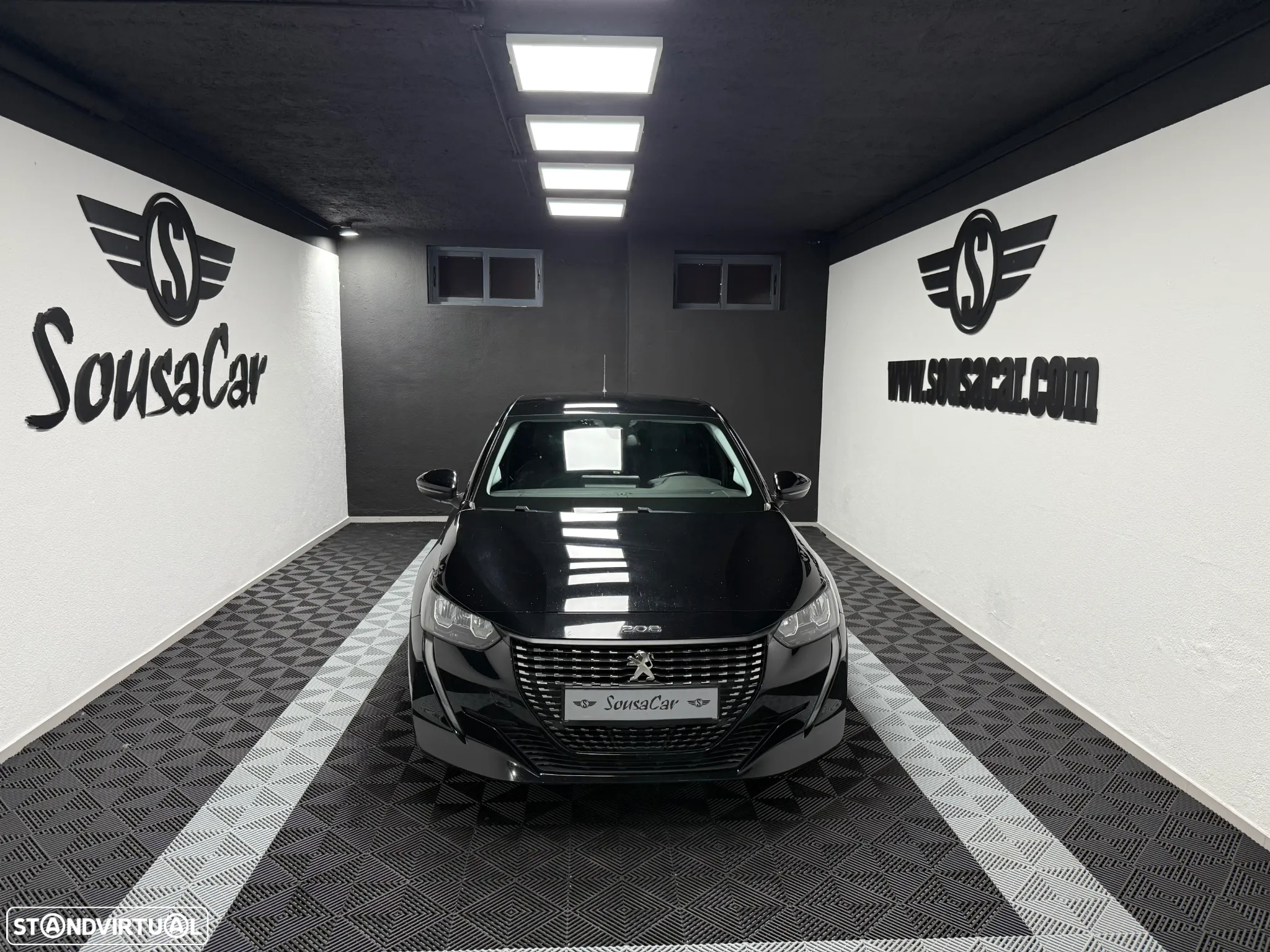 Peugeot 208 1.2 PureTech Allure EAT8 - 2