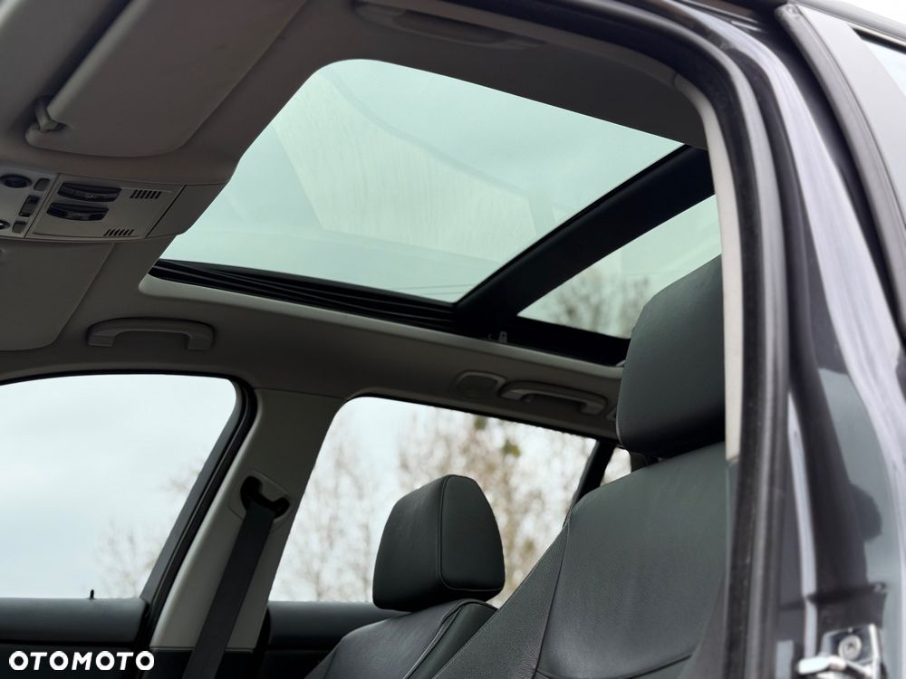 BMW Seria 3 320d DPF - 34