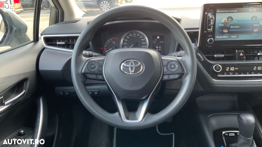 Toyota Corolla - 16