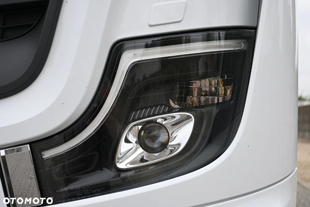 Mercedes-Benz Actros L - 13