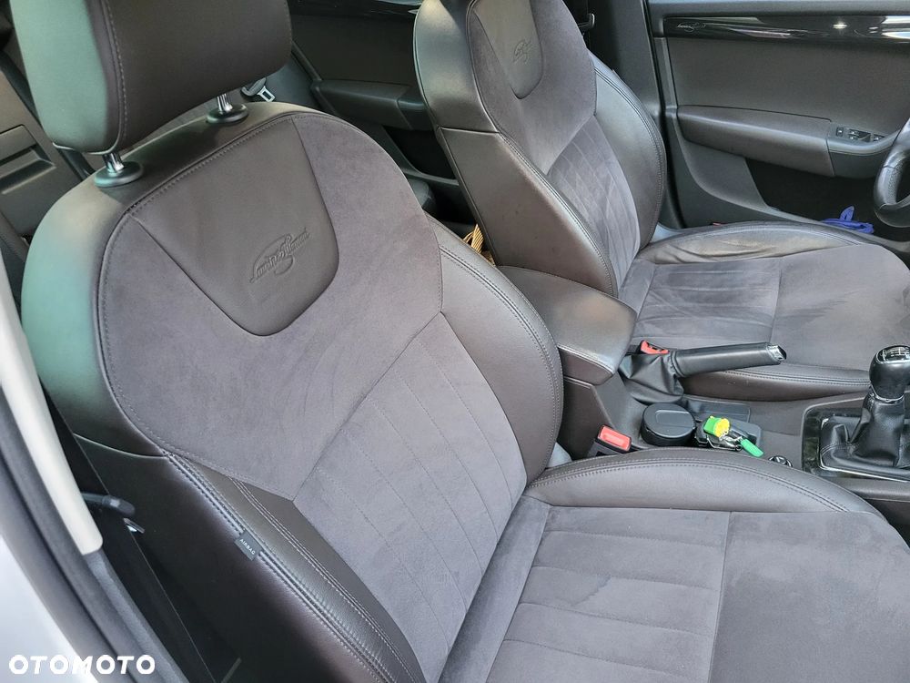 Skoda Octavia 2.0 TDI 4x4 L&K - 11