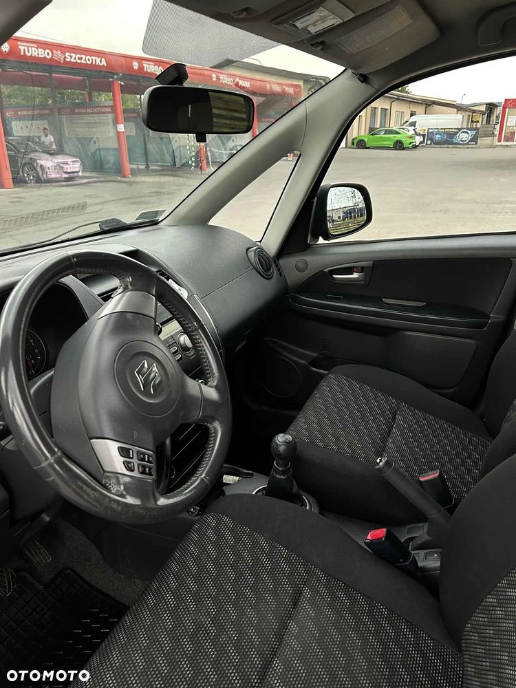 Suzuki SX4 - 6