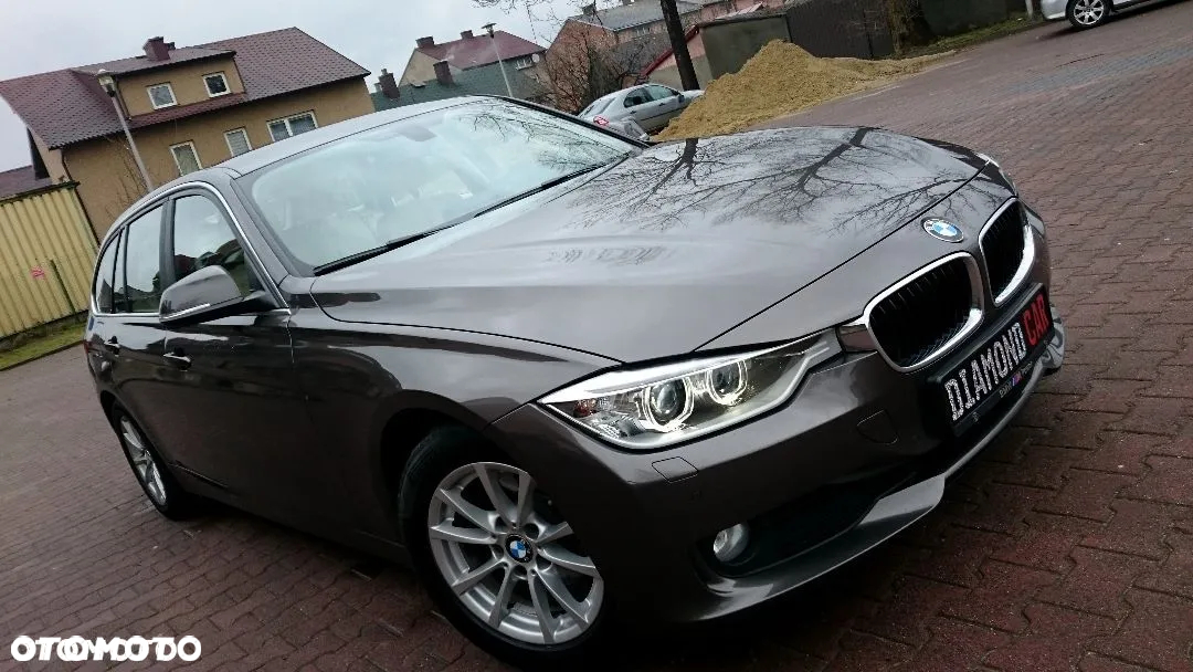 BMW Seria 3 320d DPF Touring Efficient Dynamics Edition - 6