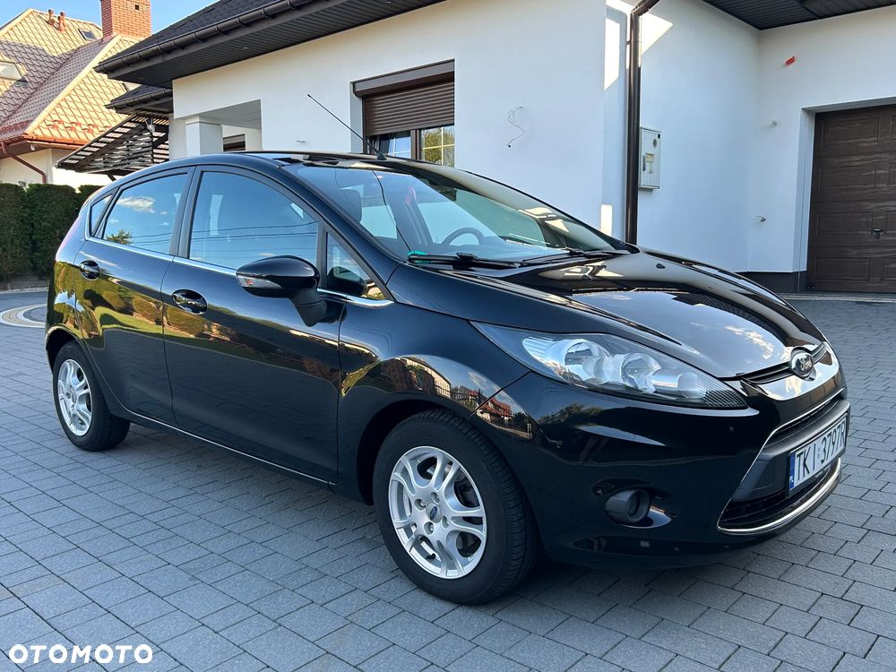 Ford Fiesta - 30
