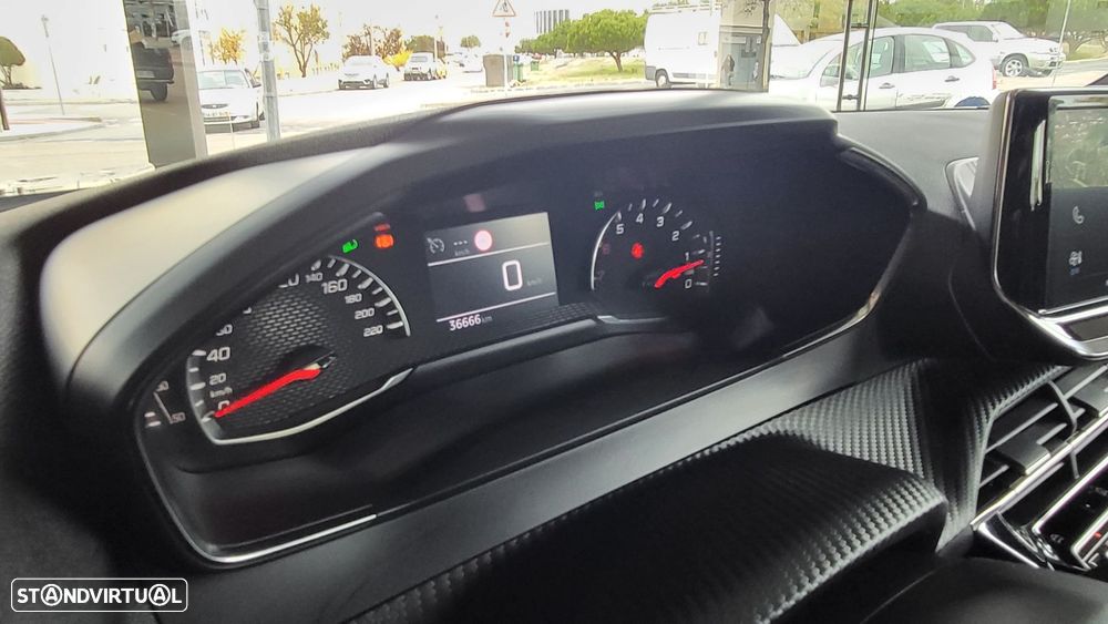 Peugeot 2008 1.2 PureTech Active Pack - 8