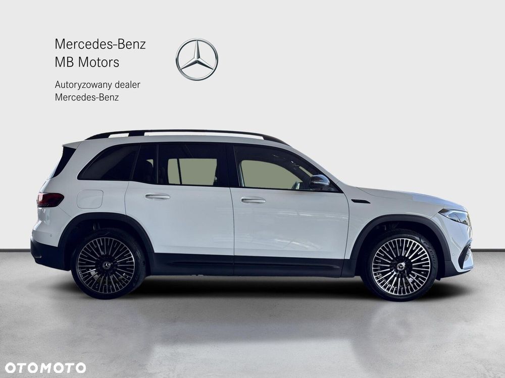 Mercedes-Benz EQB - 7