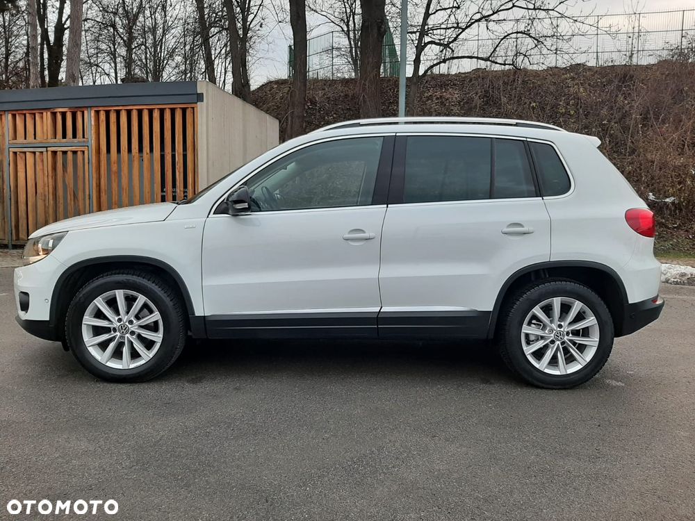 Volkswagen Tiguan 2.0 TDI DPF BlueMotion Technology Cup Sport & Style - 3