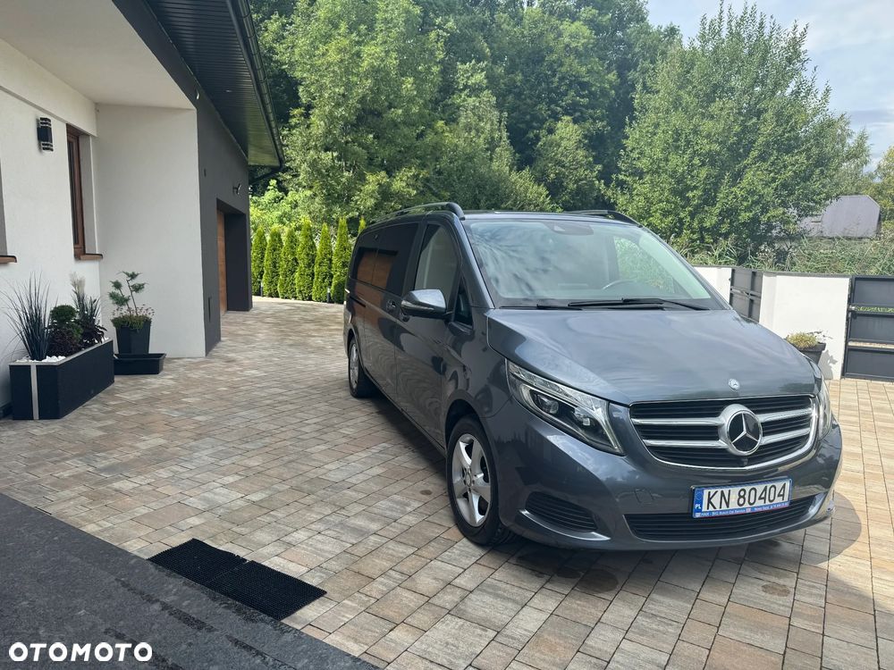 Mercedes-Benz V-Class 2015 photo 2