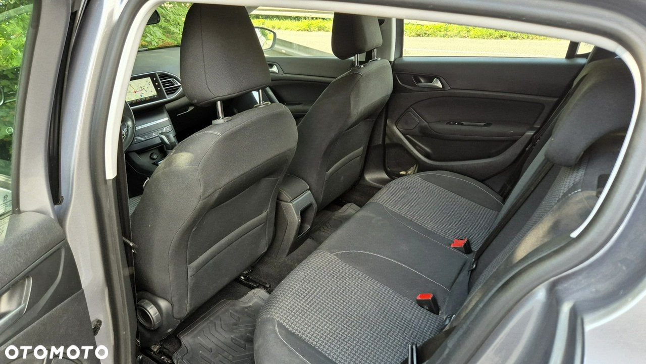 Peugeot 308 BlueHDi FAP 120 EAT6 Stop & Start Active - 14
