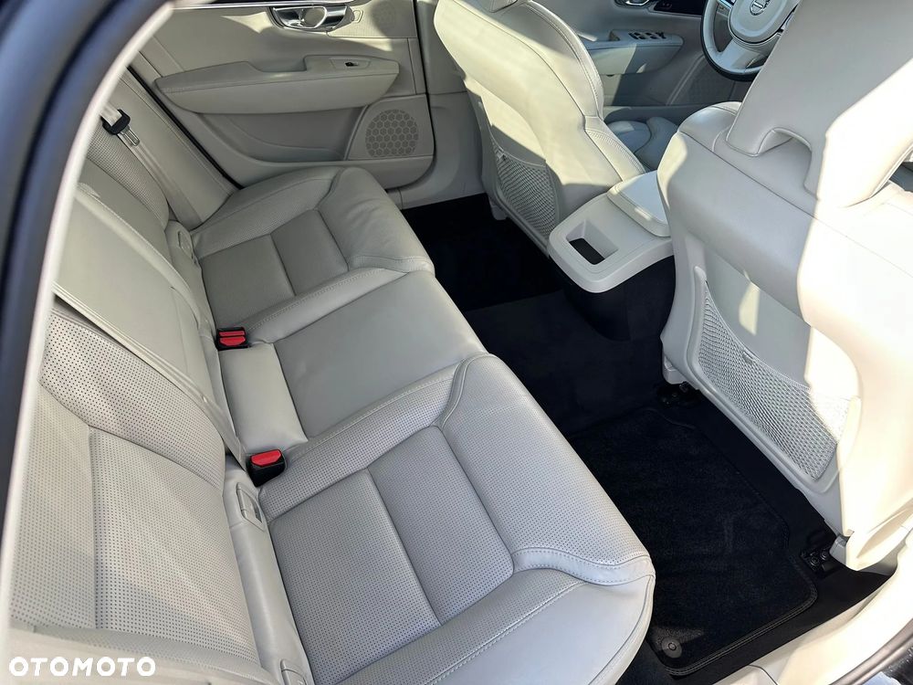 Volvo S90 D5 SCR AWD Inscription - 21