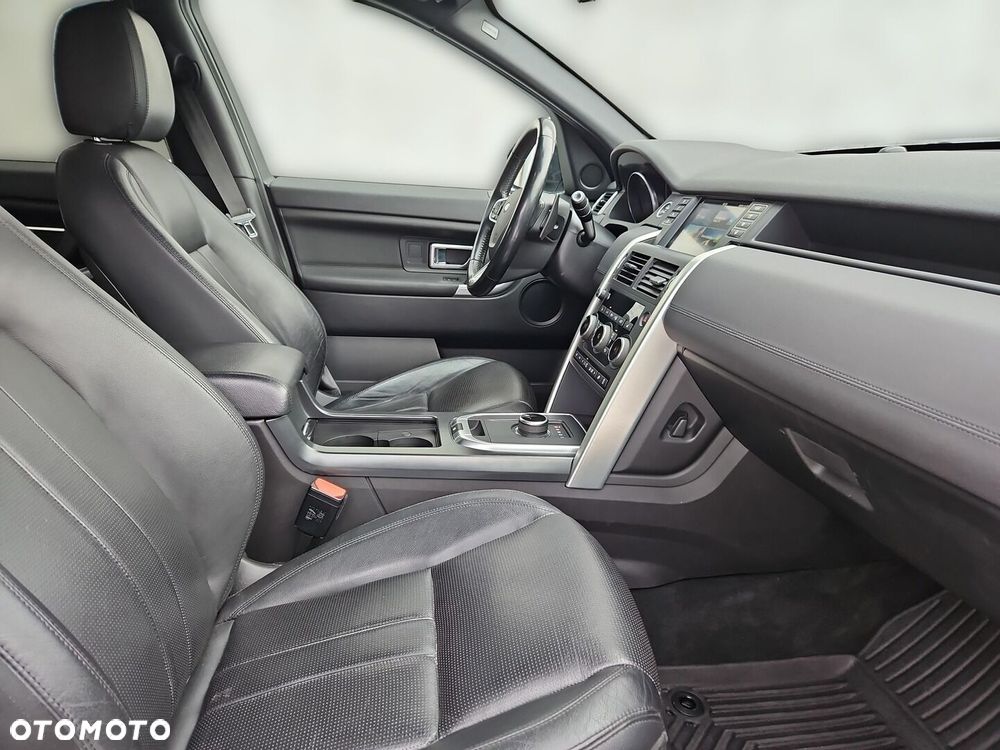 Land Rover Discovery Sport 2.0 TD4 Pure - 17