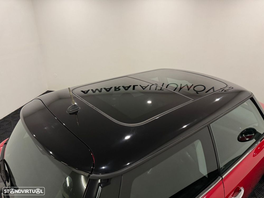 MINI 3 Portas Cooper D - 23